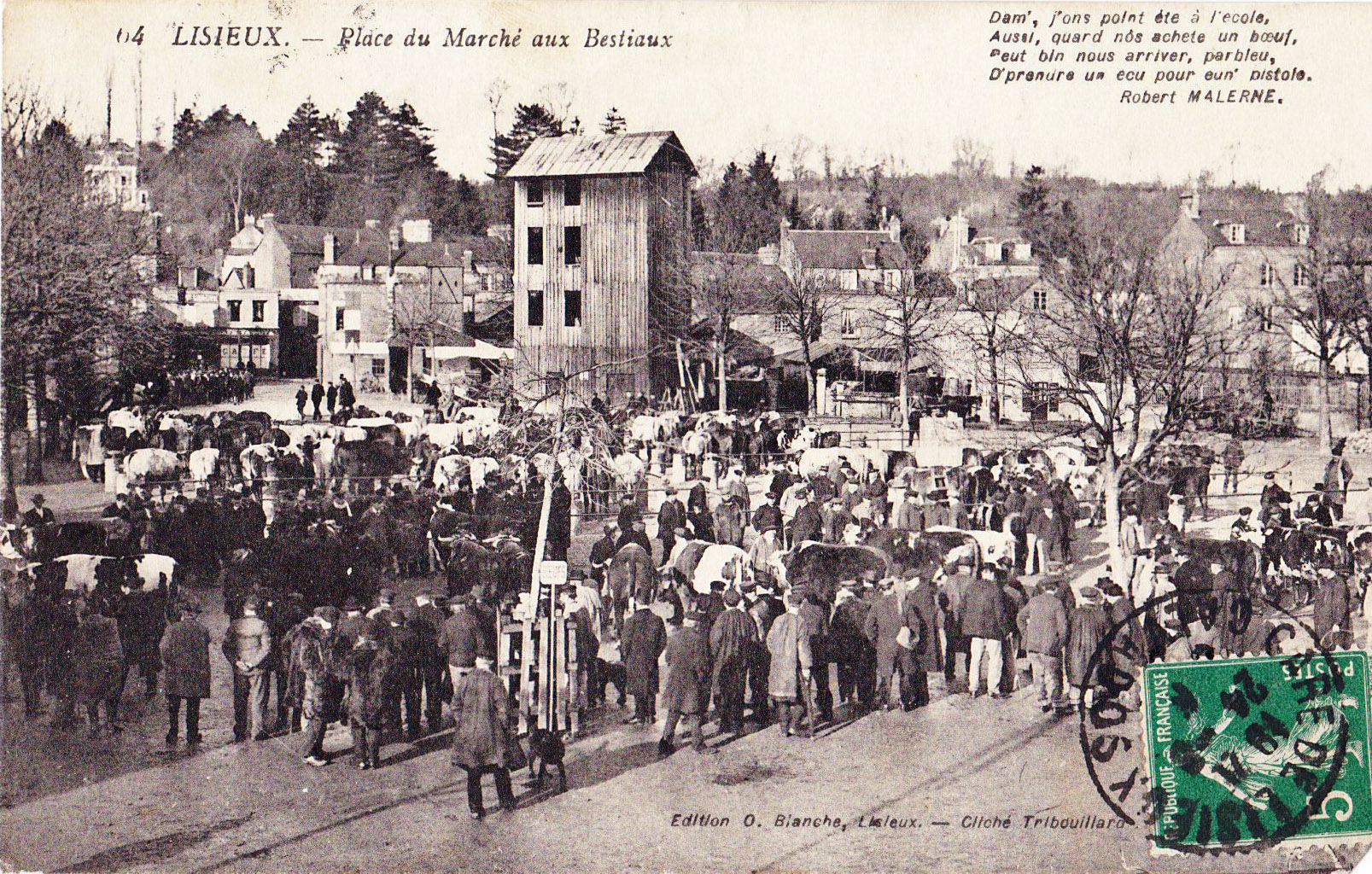 Lisieux - Place du Marché aux bestiaux