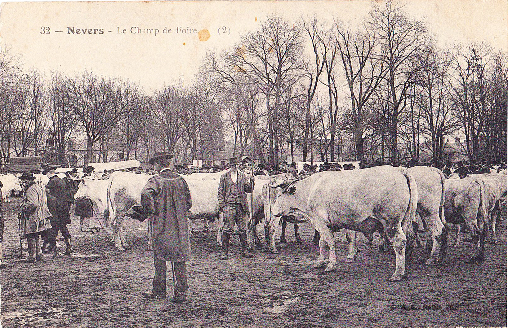 Nevers - Le champ de Foire