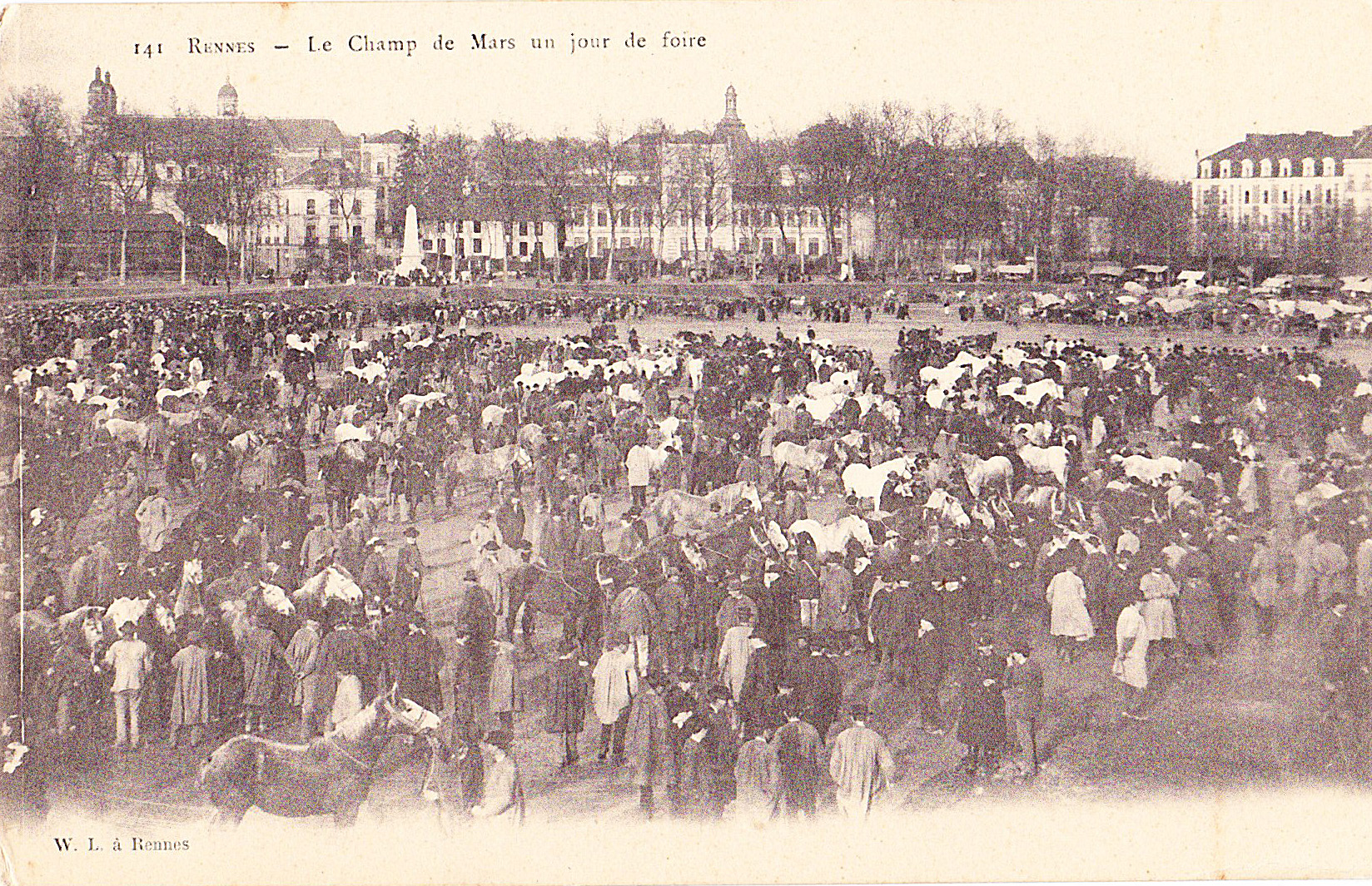 Rennes - Le champ de Mars - Un jour de foire