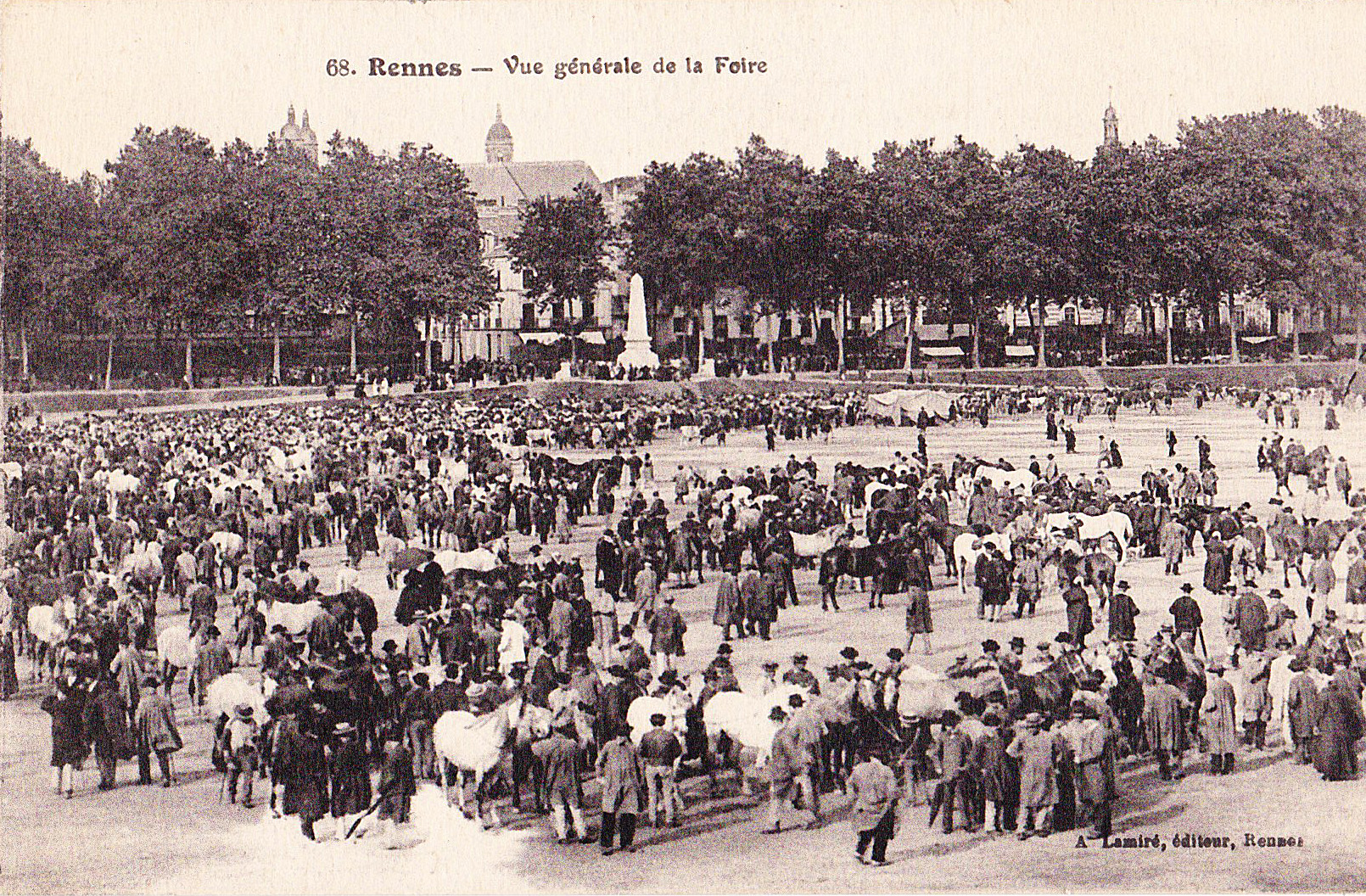 Rennes - Vue générale de la Foire